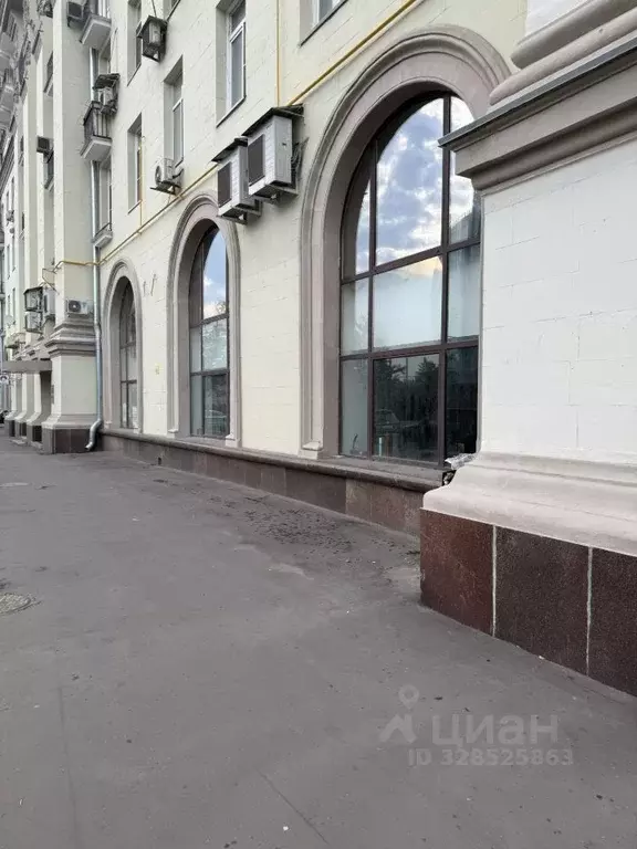 Помещение свободного назначения в Москва Кутузовский просп., 30 (320 ... - Фото 2