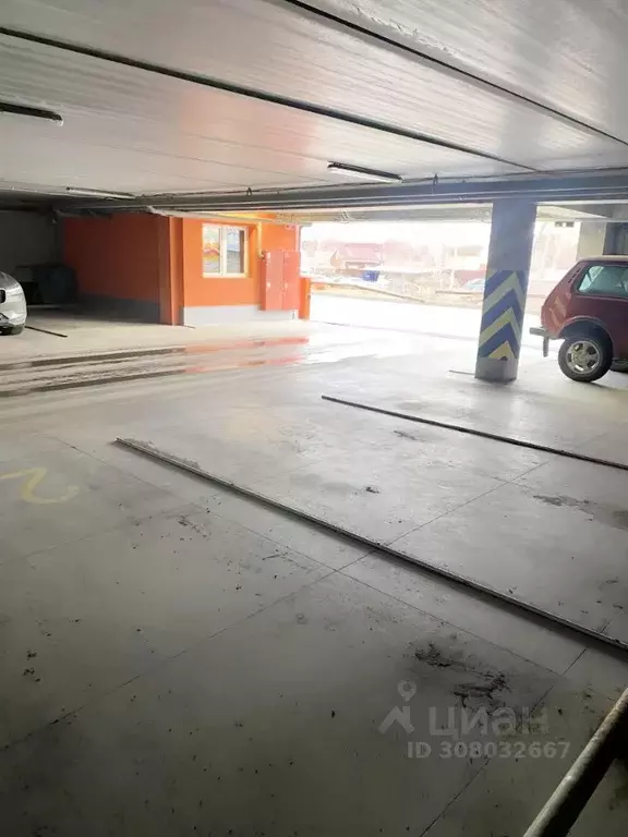 Гараж в Свердловская область, Екатеринбург муниципальное образование, ... - Фото 1