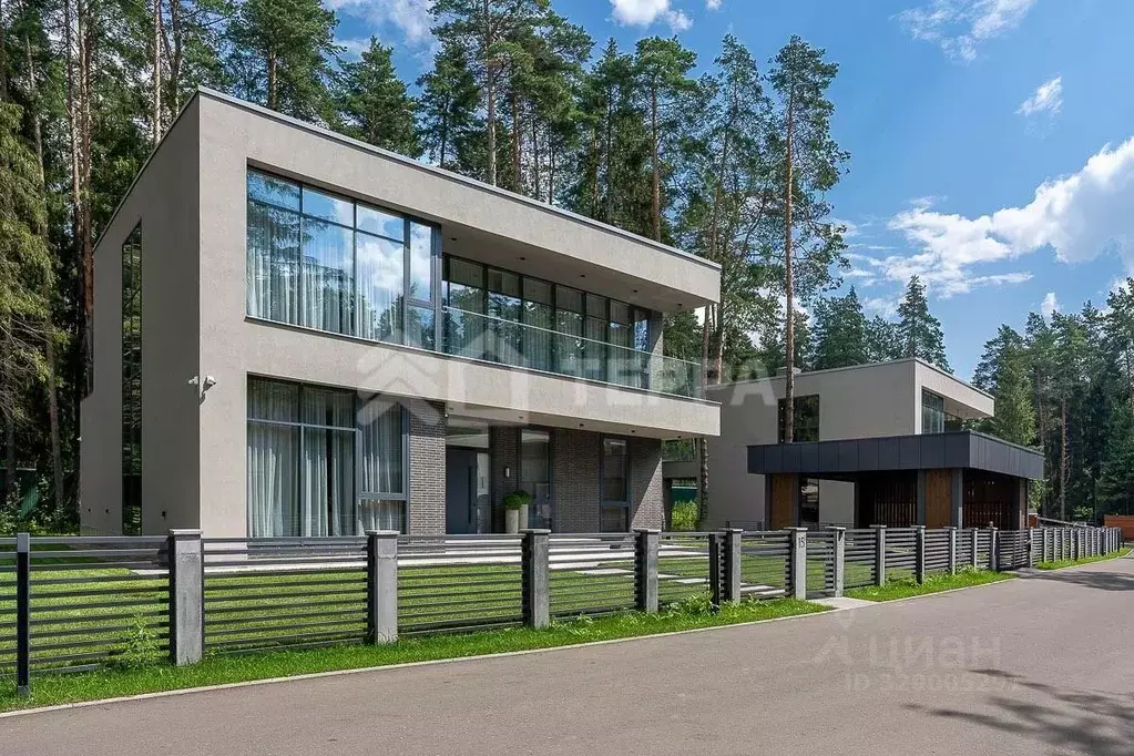 Коттедж, 380 м - Фото 1