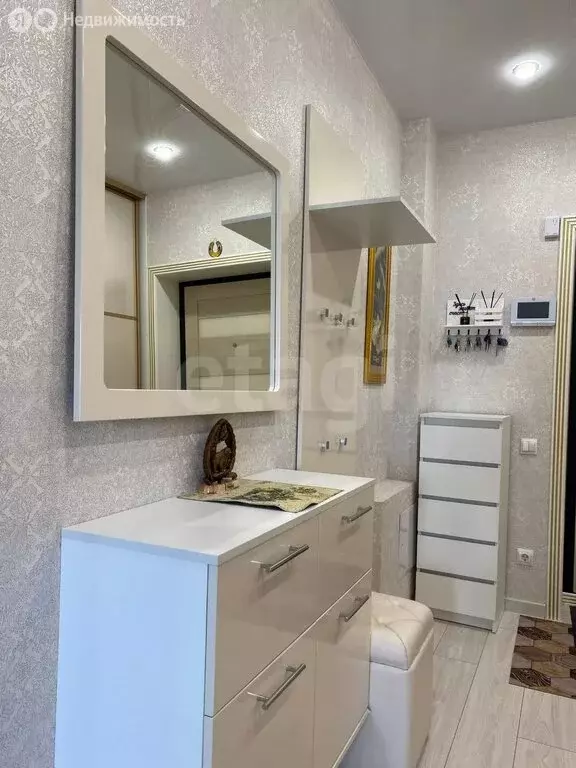 2-комнатная квартира: Новый Уренгой, район Северная Жилая Часть, ... - Фото 2