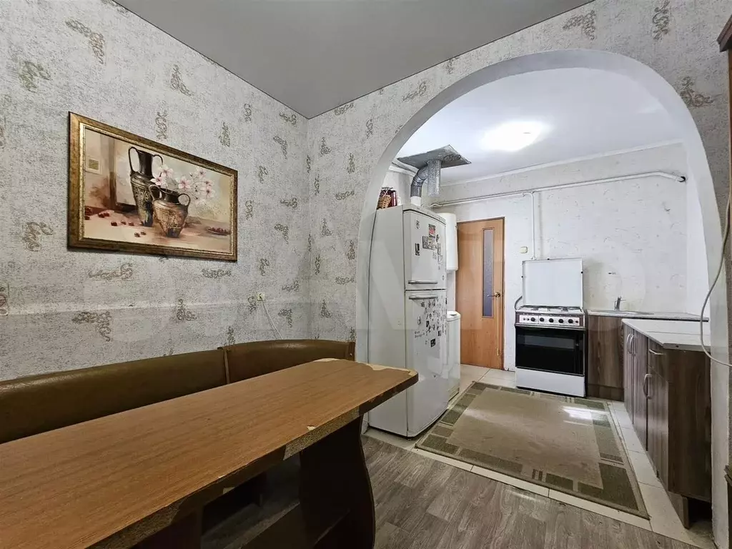 2-к. квартира, 60 м, 1/1 эт. - Фото 1