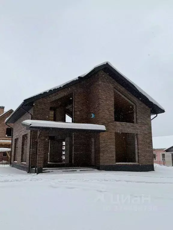 Дом в Брянская область, Брянск пер. 2-й Бабушкина, 10 (194 м) - Фото 1