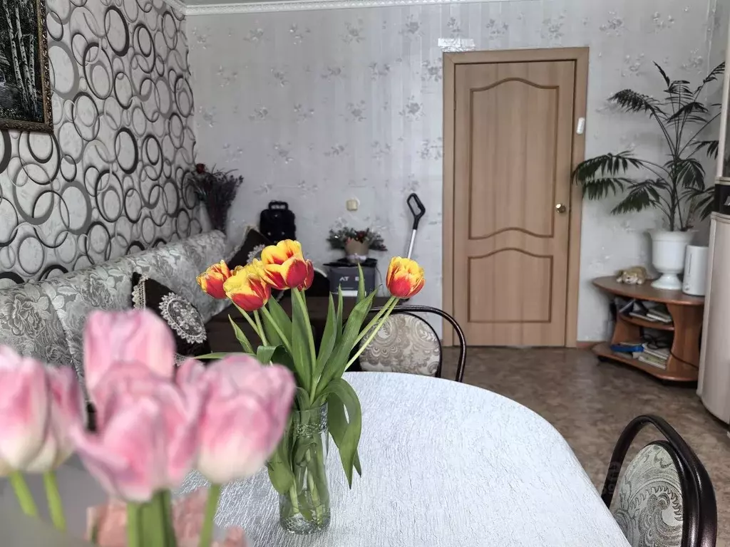 3-к кв. Башкортостан, Стерлитамак Коммунистическая ул., 87 (60.0 м) - Фото 1