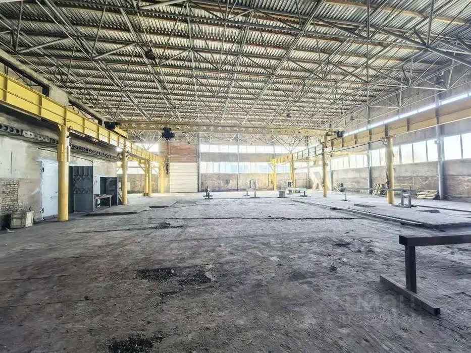 Склад в Саратовская область, Саратов ул. Песчано-Уметская, 24Б (900 м) - Фото 1
