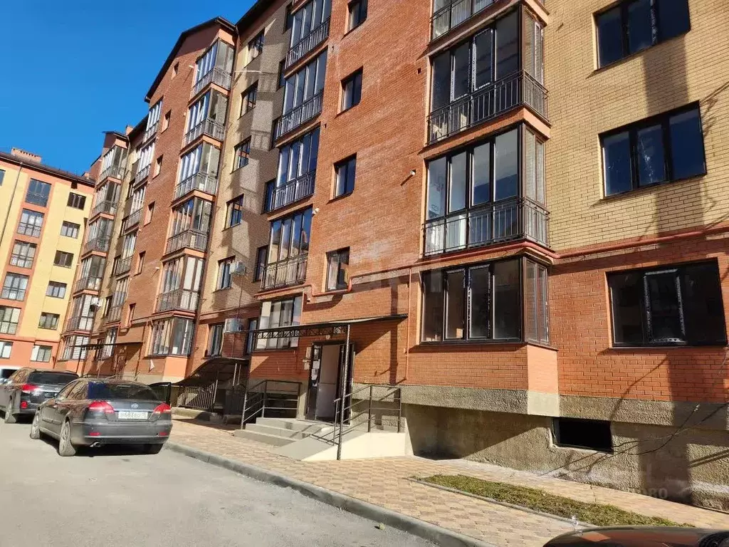 3-к кв. Северная Осетия, Владикавказ ул. Билара Кабалоева, 16 (93.5 м) - Фото 1