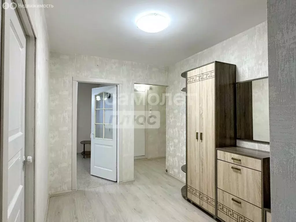 3-комнатная квартира: Киров, проспект Строителей, 50 (62.4 м) - Фото 1