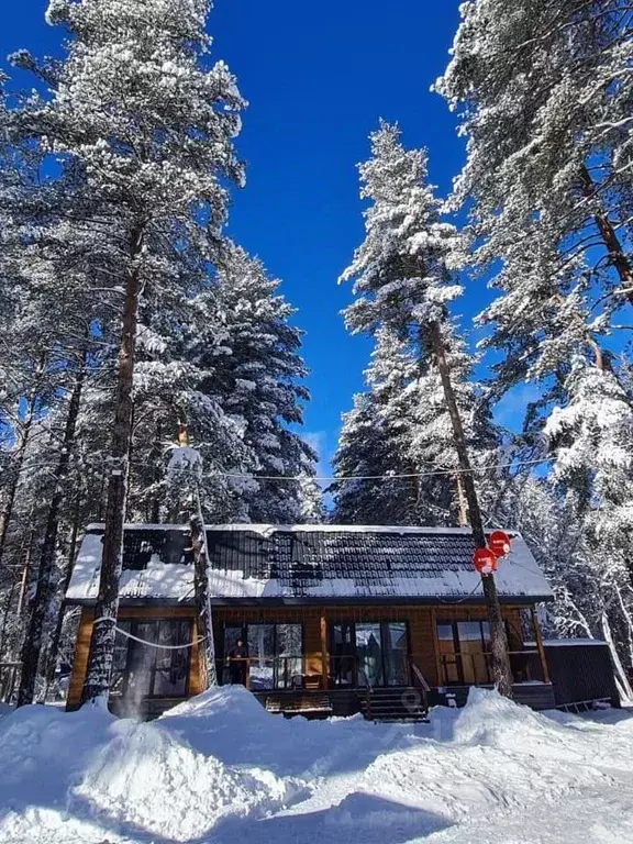 Дом в Карачаево-Черкесия, Зеленчукский район, с. Архыз  (80 м) - Фото 1