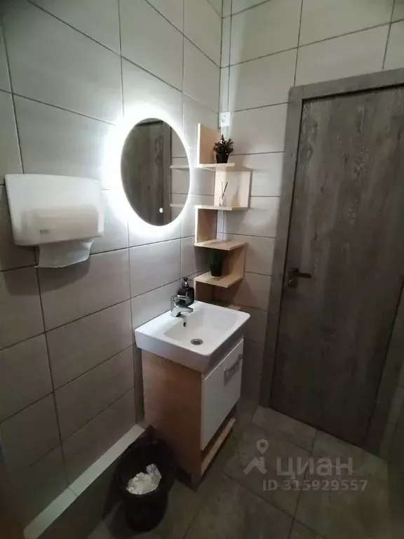 Помещение свободного назначения в Белгородская область, Белгород ул. ... - Фото 0