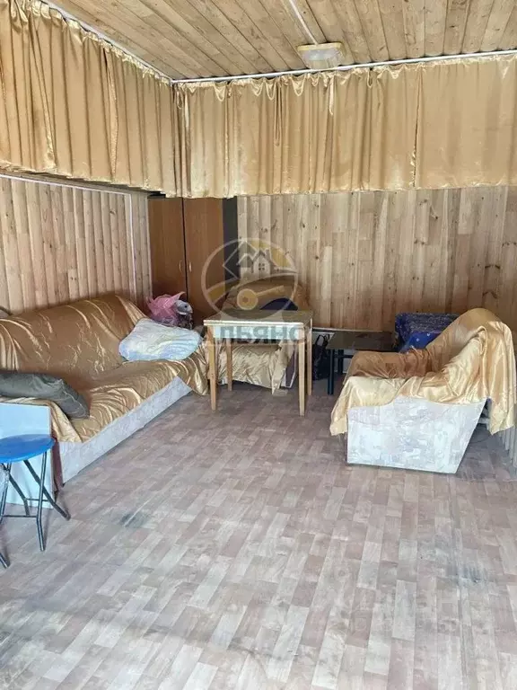 Гараж в Ямало-Ненецкий АО, Новый Уренгой ГСК Строитель тер.,  (48 м) - Фото 1