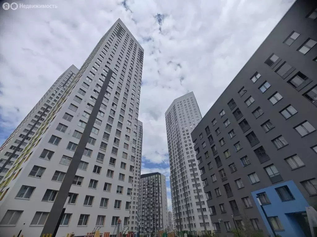 3-комнатная квартира: Екатеринбург, Советская улица, 64 (65.6 м) - Фото 1