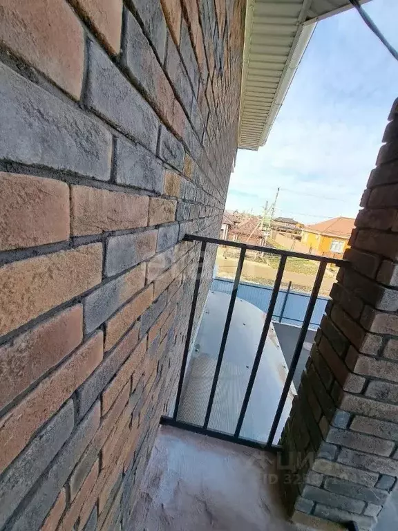 Таунхаус в Адыгея, Майкоп пер. Братьев Лоскутовых (140 м) - Фото 1