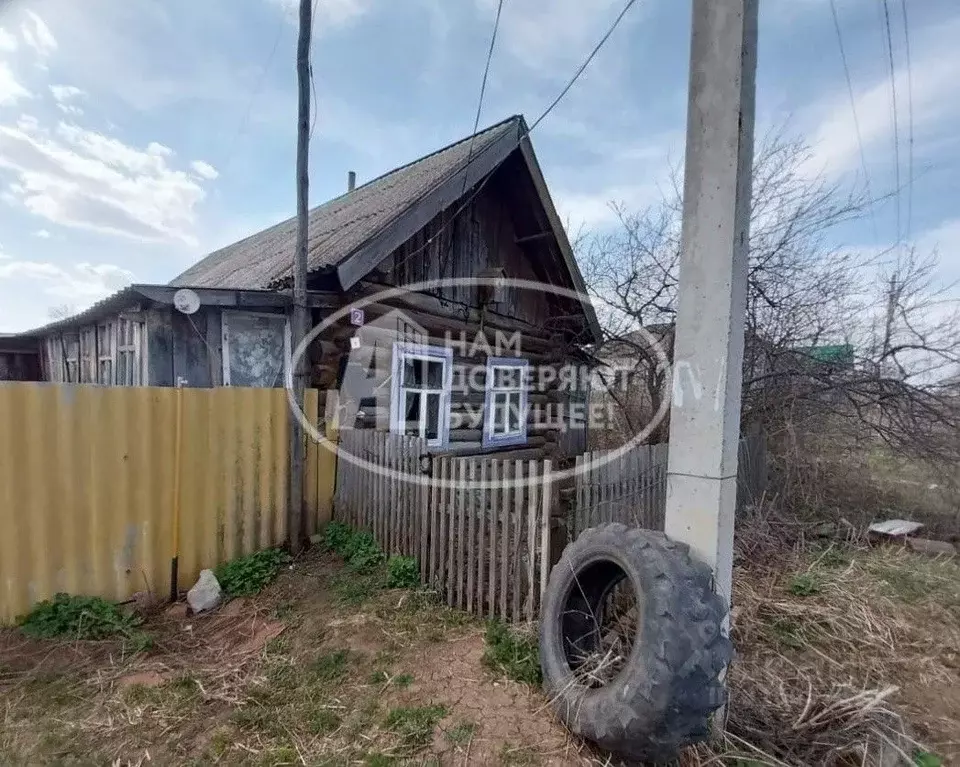Дом в Удмуртия, Сарапульский район, д. Усть-Сарапулка ул. Труда, 2 (20 ... - Фото 1