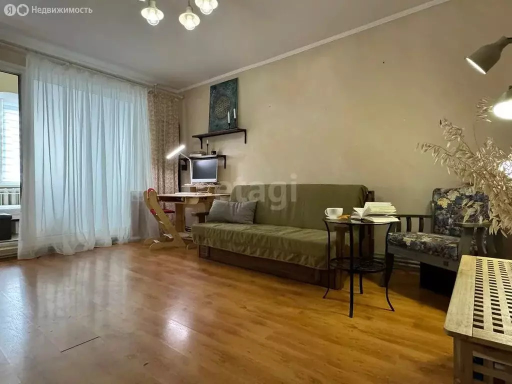 3-комнатная квартира: Ялта, Южнобережное шоссе, 4 (70.4 м) - Фото 0