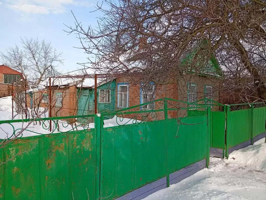 Дом в Ростовская область, Сальск ул. Фадеева (32 м) - Фото 2
