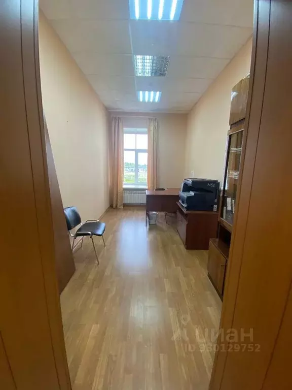 Офис в Ленинградская область, Тосненский район, Любанское городское ... - Фото 1