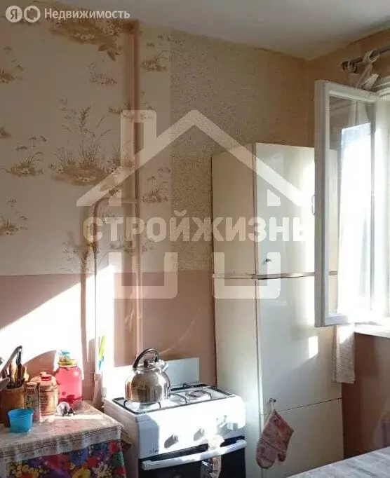 1-комнатная квартира: Екатеринбург, улица Металлургов, 32 (28.5 м) - Фото 2