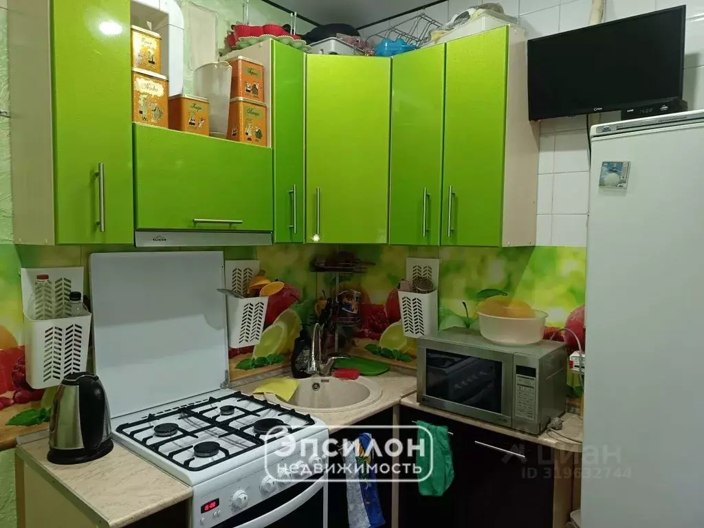 3-к кв. Курская область, Курск ул. 2-я Рабочая, 1 (55.9 м) - Фото 0