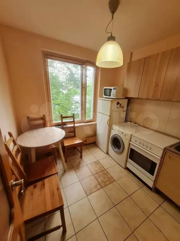 2-к. квартира, 43 м, 4/9 эт. - Фото 1