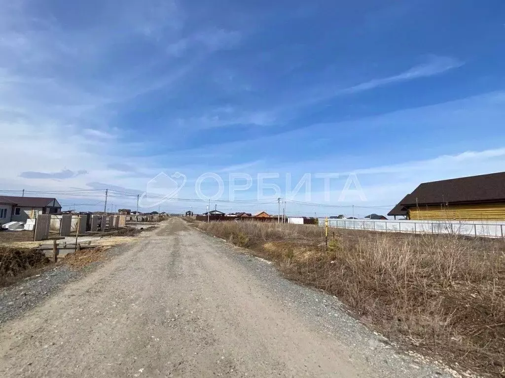 Участок в Тюменская область, Тюменский район, д. Малиновка  (7.35 ... - Фото 0