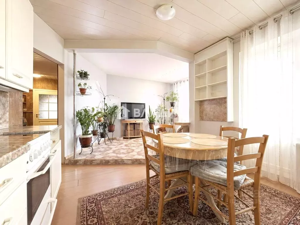 4-к кв. Карелия, Петрозаводск Промышленная ул., 7 (130.0 м) - Фото 1