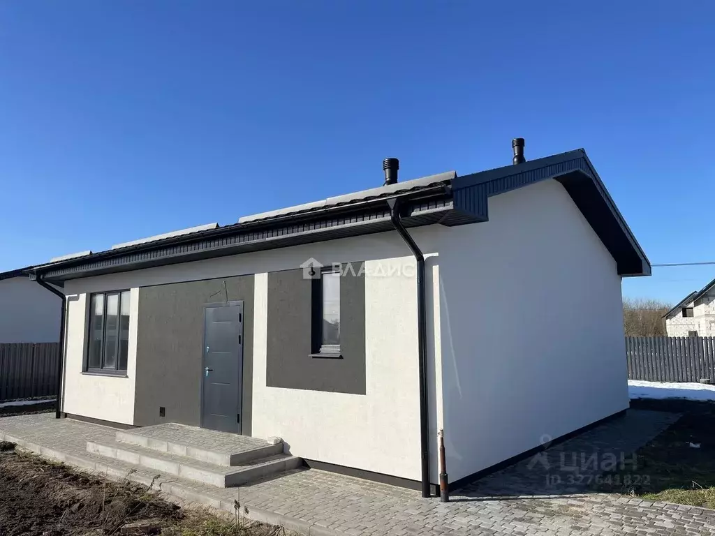 Дом в Калининградская область, Гурьевский муниципальный округ, пос. ... - Фото 1