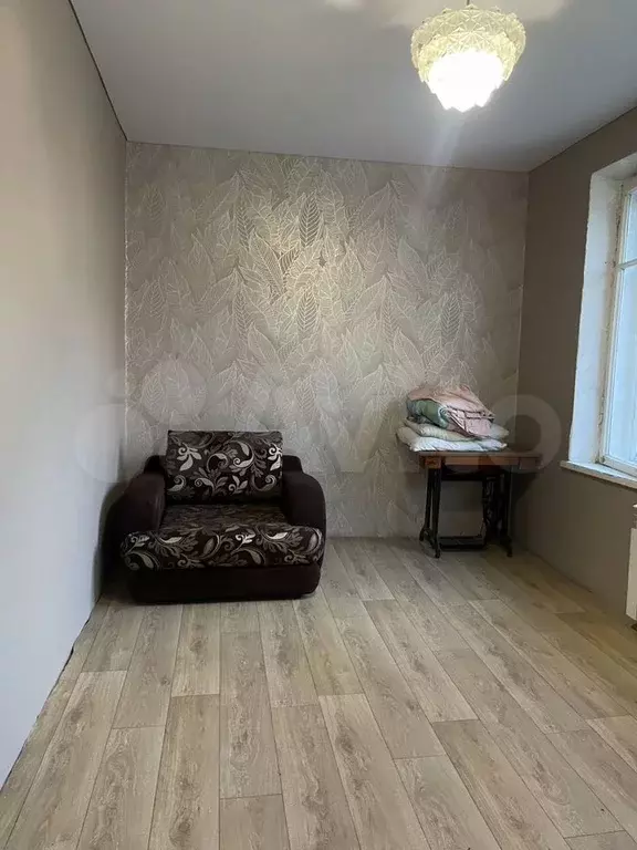 Комната 20 м в 1-к., 2/5 эт. - Фото 0