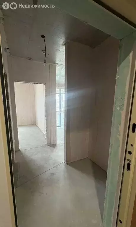 1-комнатная квартира: Тюмень, Заполярная улица, 3 (38.2 м) - Фото 1