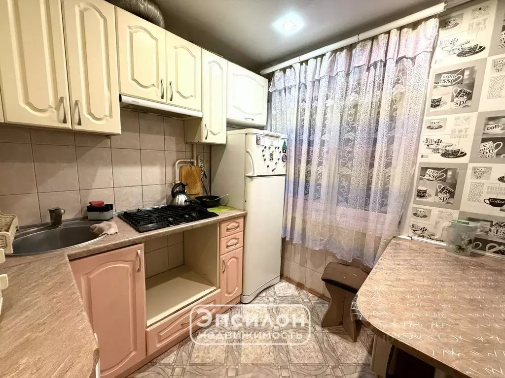 2-к кв. Курская область, Курск Курского завода тракторных запчастей ... - Фото 2