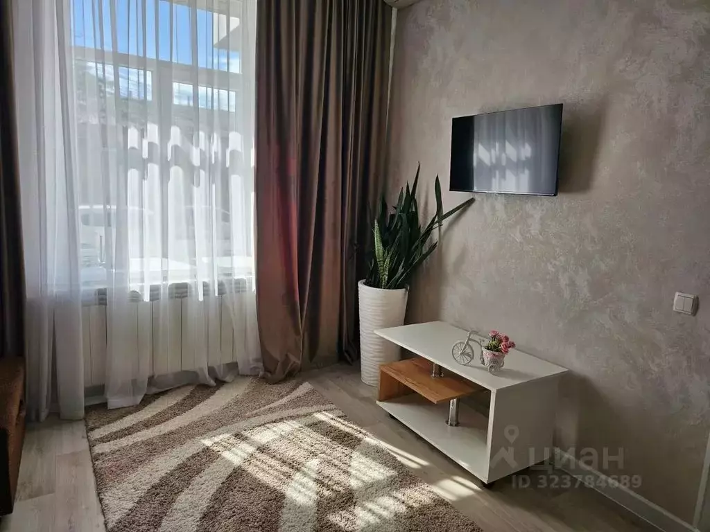 2-к кв. Крым, Симферополь ул. Луначарского, 3 (56.0 м) - Фото 2