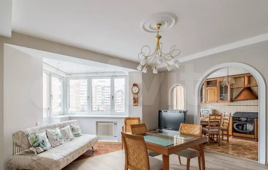 3-к. квартира, 100 м, 4/15 эт. - Фото 1