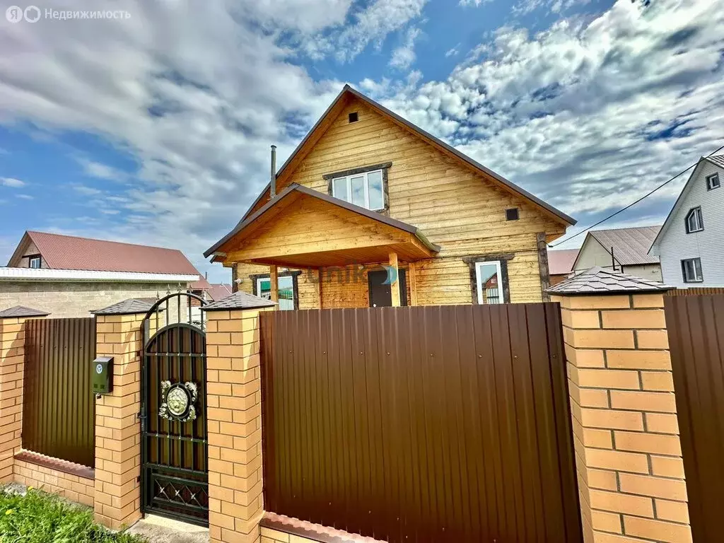Дом в село Иглино, Творческая улица (130 м) - Фото 1