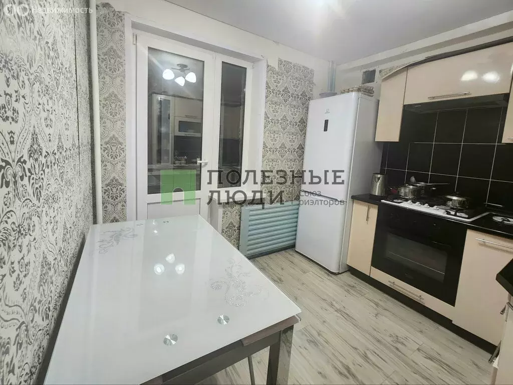 1-комнатная квартира: Ижевск, Майская улица, 6 (28 м) - Фото 0