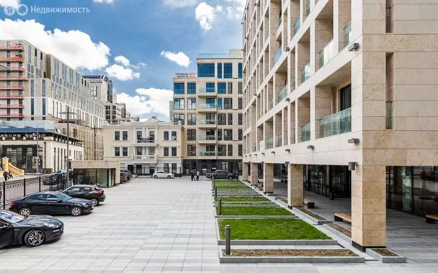 3-комнатная квартира: Москва, 1-й Смоленский переулок, 21 (137.2 м) - Фото 0