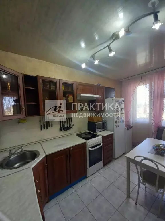 Продается 2-комнатная квартира - Фото 1