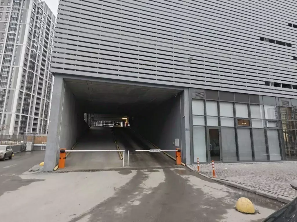 Гараж в Свердловская область, Екатеринбург ул. 8 Марта, 204А (14 м) - Фото 2