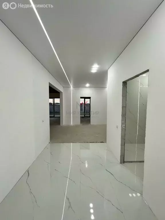 Дом в Калинино, улица Белых Облаков, 52А (222 м) - Фото 1