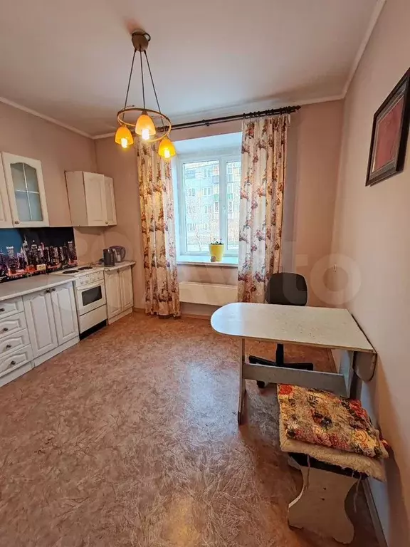 2-к. квартира, 70 м, 2/9 эт. - Фото 1