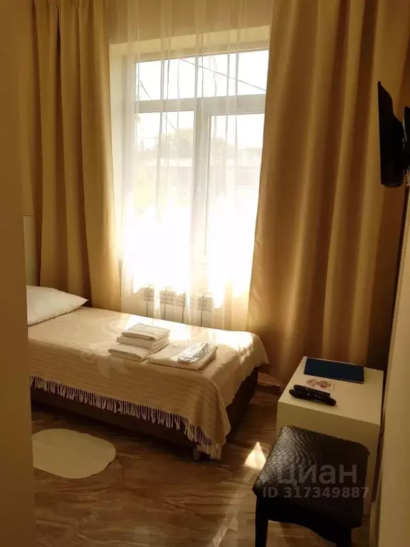 Комната Краснодарский край, Сочи Центральный мкр, ул. Роз, 30Б (9.0 м) - Фото 1