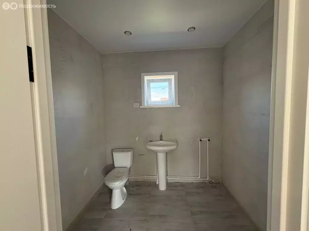 Дом в Иркутский муниципальный округ, село Максимовщина (220 м) - Фото 1