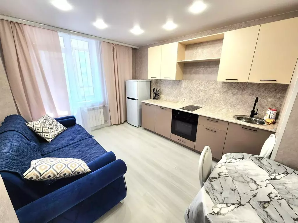 1-к кв. Красноярский край, Красноярск ул. Авиаторов, 42 (54.0 м) - Фото 1