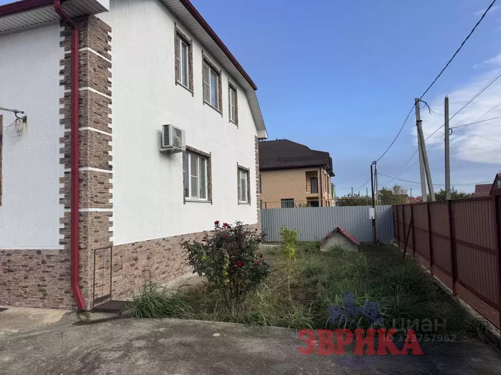 Дом в Краснодарский край, Крымск ул. Ветеранов, 9 (220 м) - Фото 2