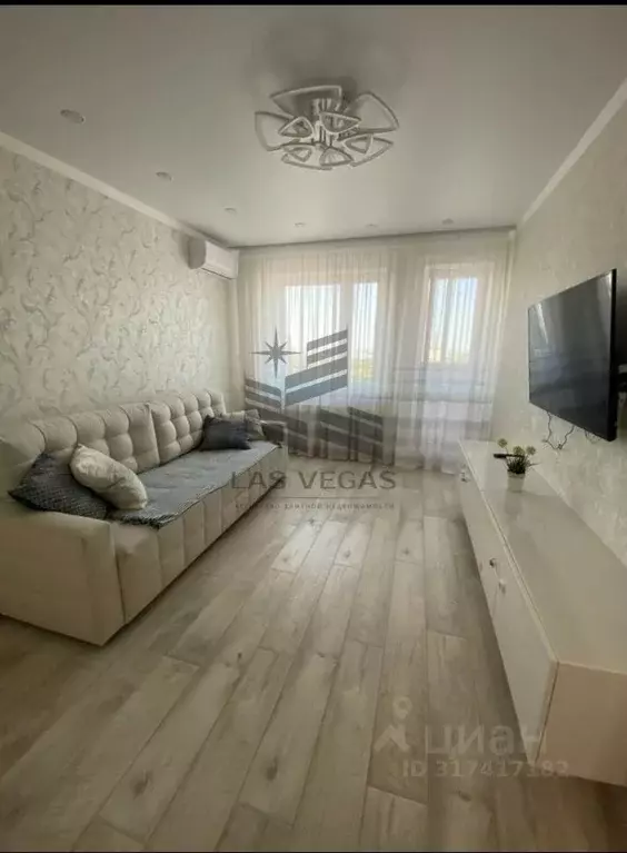 1-к кв. Татарстан, Казань ул. Рауиса Гареева, 109 (40.0 м) - Фото 0