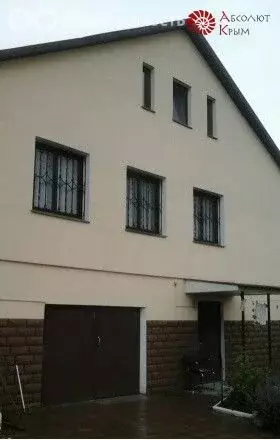 Дом в Феодосия, Большевистская улица, 2 (200 м) - Фото 1