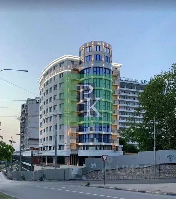 2-к кв. Севастополь ул. Генерала Крейзера, 10к2 (68.8 м) - Фото 1