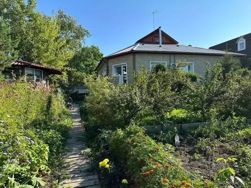 Дом в Хабаровский край, Хабаровск Одесская ул., 68 (152 м) - Фото 1