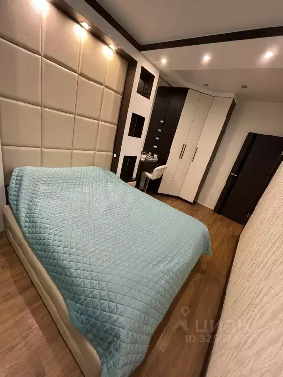 2-к кв. Владимирская область, Александров ул. Жулева, 3 (74.4 м) - Фото 1