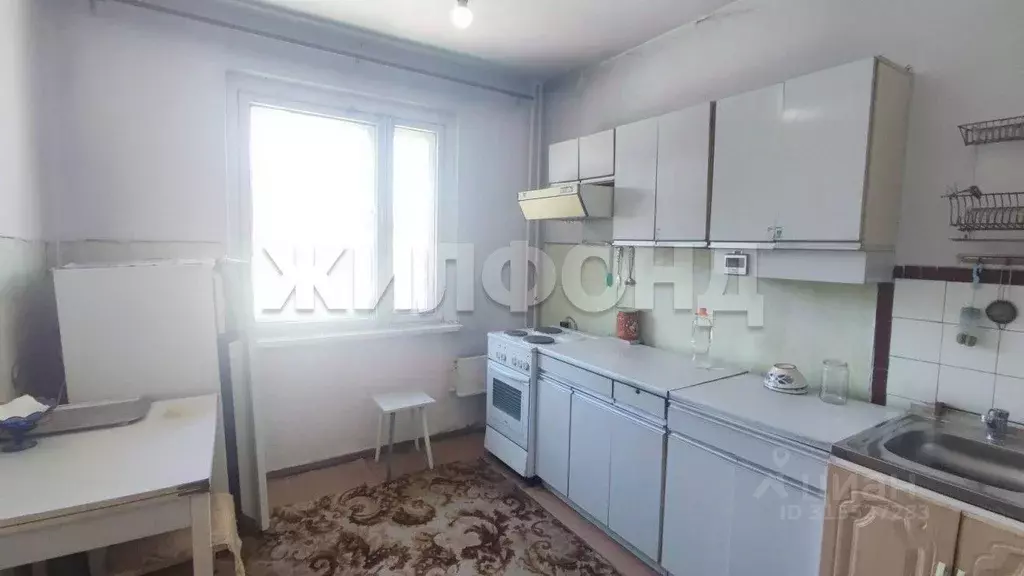 3-к кв. Новосибирская область, Новосибирск Троллейная ул., 152 (65.2 ... - Фото 0