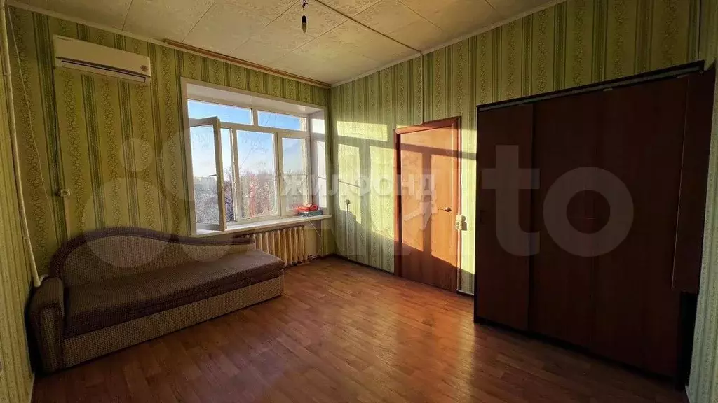 6-к. квартира, 61 м, 4/4 эт. - Фото 1