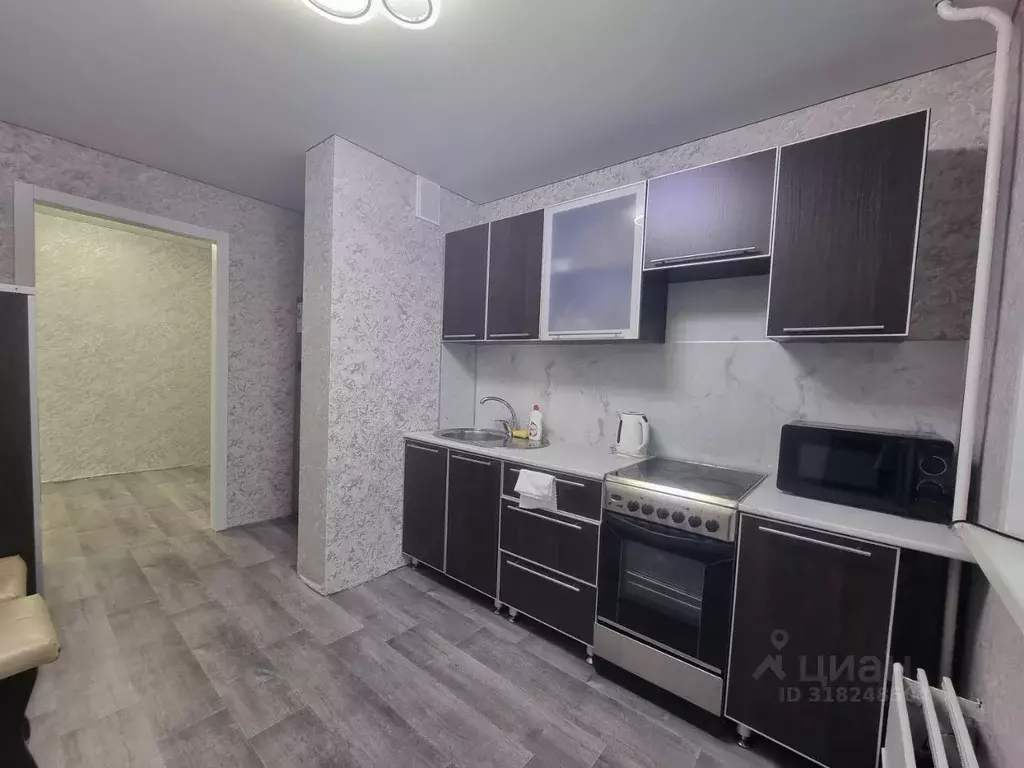 3-к кв. Хакасия, Абакан ул. Стофато, 2 (63.0 м) - Фото 1