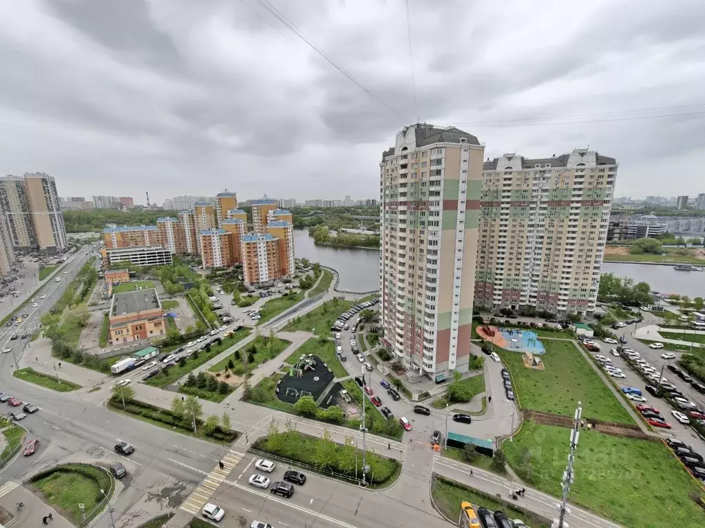 2-к кв. Московская область, Красногорск бул. Подмосковный, 14 (74.19 ... - Фото 1